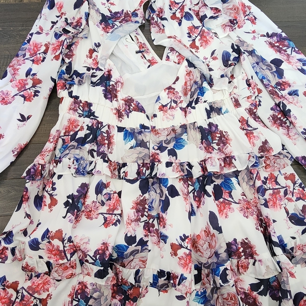 White Floral Ruffle Mini Dress - Picture 2 of 10